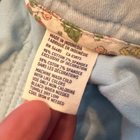 Y2K American Eagle Outfitters Light Blue Floral Trim Shorts - Picture 3 of 7